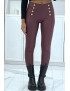 Pantalon slim bordeaux en simili avec boutons doré - 1