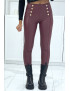 Pantalon slim bordeaux en simili avec boutons doré - 2