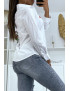 Chemise blanche cintrée avec illustration chat - 2