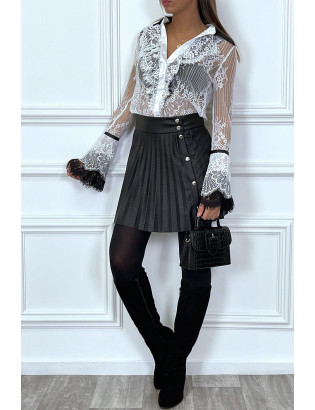 Chemise blanche en dentelle blanche avec col et volant noir - 5