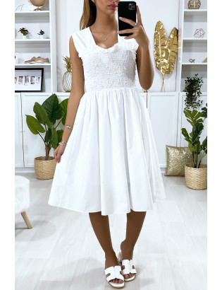Robe patineuse blanche évasé avec perles et élastiques au buste - 2