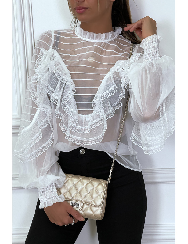 Blouse blanche en tulle avec broderie et volant - 4