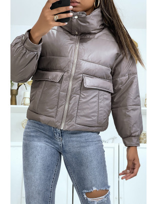 Doudoune courte taupe à coupe classique et ajustable avec sac à dos

 - 5