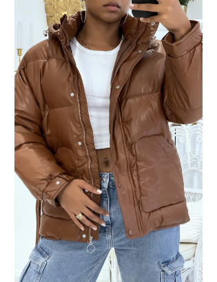 Grosse doudoune marron à ceinture et capuche effet brillant chaleureuse et glamour - 1