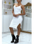Robe blanche à bretelle en tricot très extensible - 2