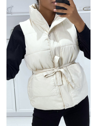 Doudoune beige sans manches à pressions et ceinture à nouer - 1