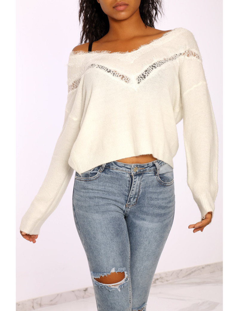 Pull col V en dentelle blanc à manches tombantes - 1