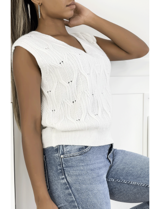Pull blanc sans manche en col V avec joli motif tressé - 3