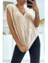 Pull camel sans manche en col V avec joli motif tressé - 1