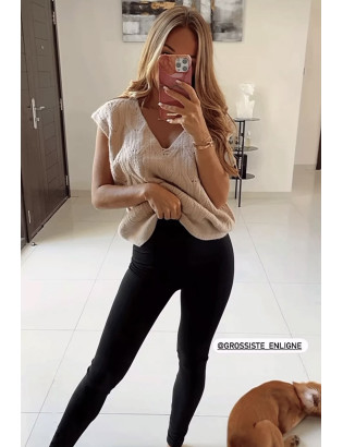 Pull camel sans manche en col V avec joli motif tressé - 5