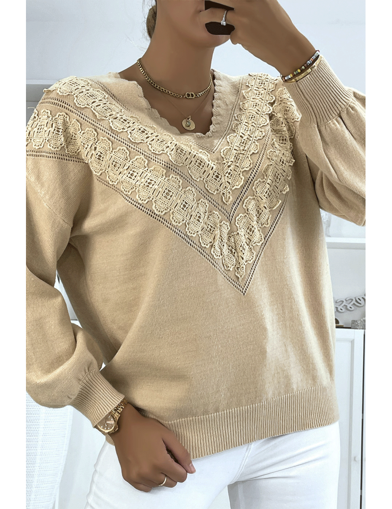 Pull beige pour femme en col V avec motif en dentelle - 3