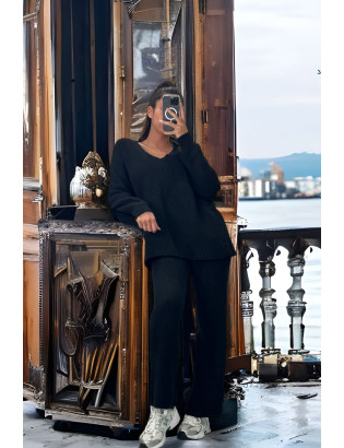 Ensemble noir pull col V et pantalon palazzo en maille épais extensible  - 3