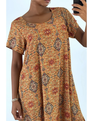 Robe longue moutarde à manches courtes et imprimé coloré - 3
