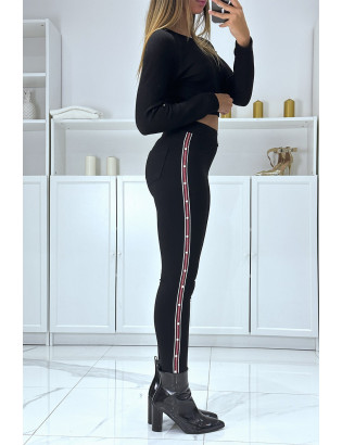 Pantalon slim noir à taille haute et bandes et perles sur les côtés - 1