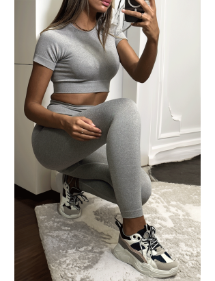 Ensemble legging et top sport gris en matière gênante - 3