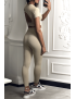 Ensemble legging et top sport beige en matière gênante - 1