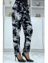 Pantalon cigarette fluide bleu marine à imprimé fleurie B-35 - 2