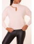 Pull col montant beige à chaine sur le col - 1
