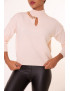 Pull col montant beige à chaine sur le col - 2