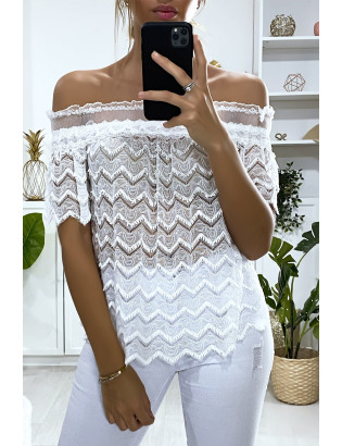 Blouse blanche en dentelle avec col bateau - 2