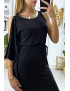 Longue robe noir avec volant sur une manche et accessoire doré au col - 4